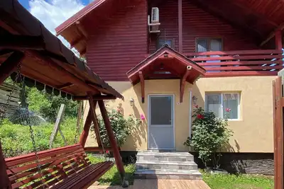 Image de Enchanting 2-bedroom house with Ac and Barbecue in charming Mălaia