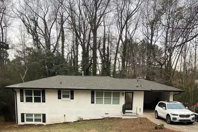 Image de Stylish Renovated 2bdrm/2ba with Open Kitchen - Peaceful Decatur Retreat