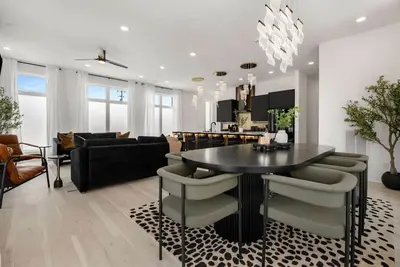 Image de Luxury Living at Velvet & Vinyl - Rooftop - 6 Beds