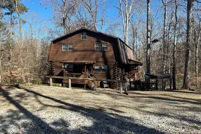 Image de Fabulous 3br cabin with Ac in welcoming Lavonia just outside Tugaloo State Park