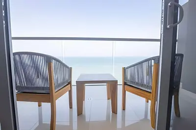 Image de Beautiful 2 Bedroom Apt on the 11th Floor-Morros City