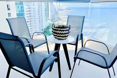 Image de Beautiful Apt - 2 Bedrooms 17th Floor Murano Elite