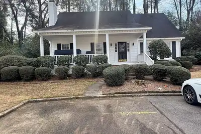 Image de 3 Bedroom Masters Retreat 500 Yards from the 13th Hole, Walk to Augusta National