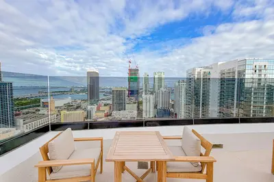 Image de Skyline Views, Rooftop Pool & Gym Near Brickell