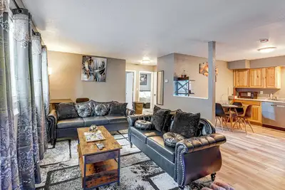 Image de Easily Explore Anchorage! Modern Duplex Near Town