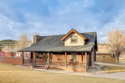 Walk to Main St! Modern Sturgis Cabin w/ Yard