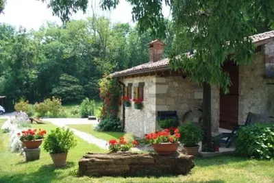 Image de Independent Cottage \"The Bagolaro\" - A Haven of Peace in the Green
