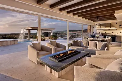Image de 5br Ocean-View Estate | Pool, Golf Cart, Transport