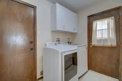 Image de Beautiful 3-bedroom 2 bath sanctuary in the La Cueva school district,