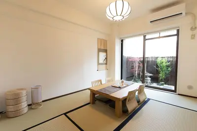 Image de Open Sale! Walking distance from Umeda area / Modern Japanese/Western style rooms with Japanese-style tatami mats and garden view / Free bicycle rental