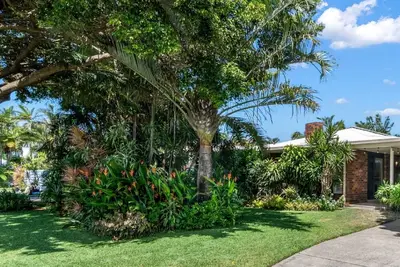 Image de The Garden of Eden, Top Notch