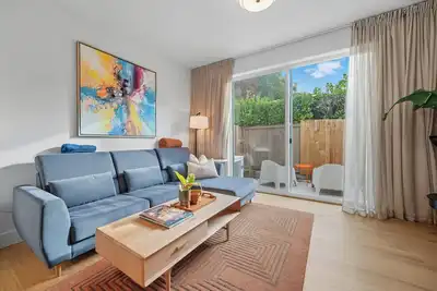 Image de Feel Better While You Travel, King Bed, Max