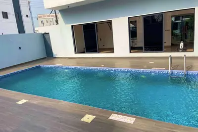 Crown Exquisite  Apartments