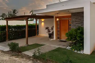 Image de Enjoyable 4-bedroom villa with Ac in Sosua beachside retreat - Conn4