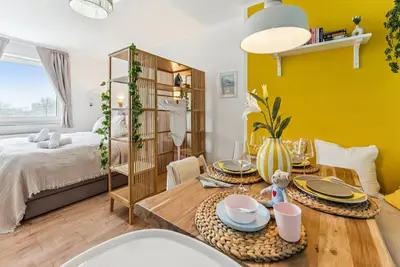 Image de Hellohome I Feel-good Design I Boxspring I Free Parking I City apartment ‘Happy’