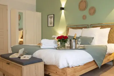 Image de L'interlude Secret - Suite appartement de charme à Beaucaire