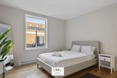 Image de 2br Escape | Sleek Stay in Westmount Mtl