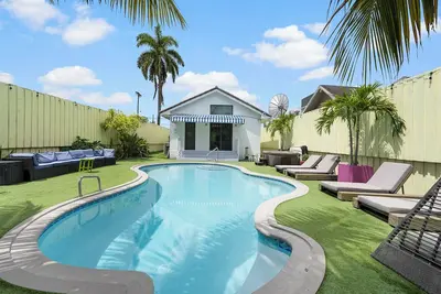 Image de The Gilded Palm - Near Design District - Pool & Hot Tub