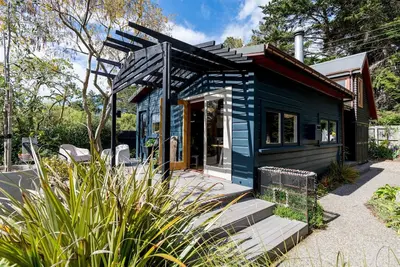 Image de Stylish Coastal Retreat -near Dunedin city.