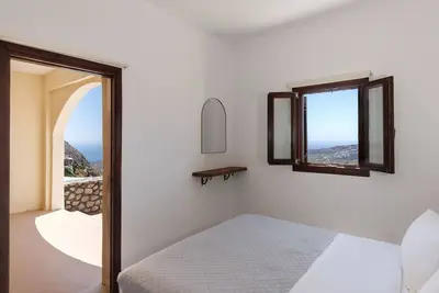 Image de One bedroom Apartment-Sleeps 4 -Sea View-Parking