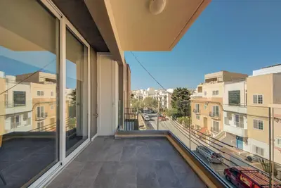 Image de Kuya Suite No. 2 / Terrace / Central