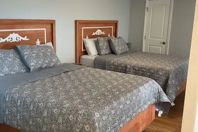 Image de Luxury Home Away From Home