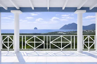 Image de Villa Bellevue Éminence, Le Diamant – Villa d’architecte éco-responsable, 6-20 P