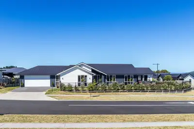 Image de Parkside on Puna – A Modern Family Home Beside the Park