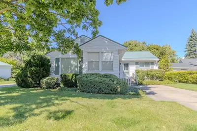 Image de Quaint home in Charlevoix - All About Town