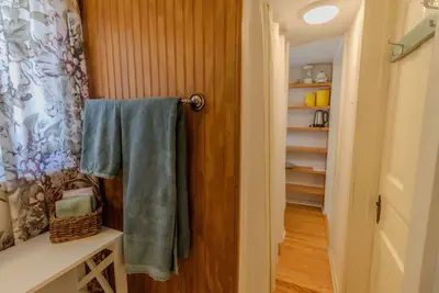 Image de Wilce Cottage Your Cozy Empire Getaway