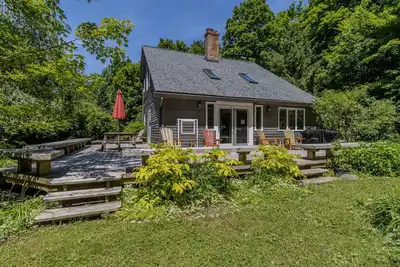 Image de Wild Things Cottage Near Sleeping Bear Dunes