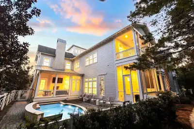 Image de Watersound! Private Pool, Lsv/Golf Cart, Bikes, Fireplaces!