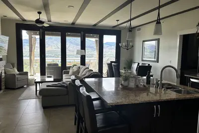 Image de Beautiful 2 bedroom lake view townhouse. Over looking Sonora Dunes golf course