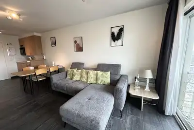 Image de Appartement ensoleillé avec vue sur la mer