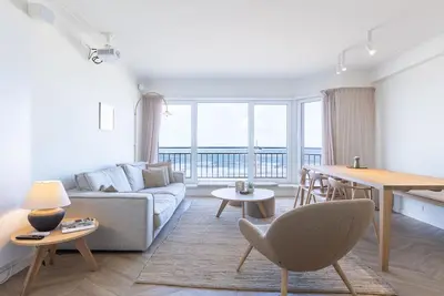 Image de Appartement avec vue frontale sur la mer