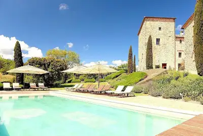 Image de Torre Valma: A characteristic and welcoming three-story villa surrounded by the greenery, with Free Wi-Fi.