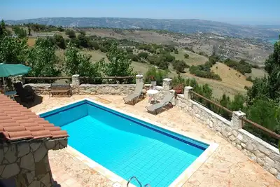 Image de Villa Elena in the small village of Fyti, Paphos, Cyprus