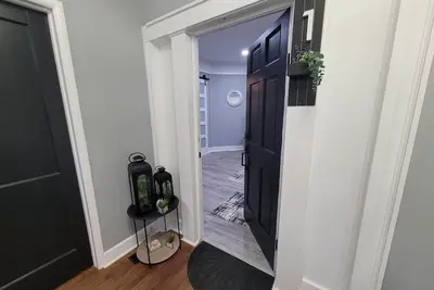 Image de Cozy 1-bedroom apartment in peaceful Indianapolis with Ac