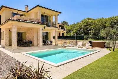 Image de Villa Isla Blue 2 pool&welness Krk by Villas Guide