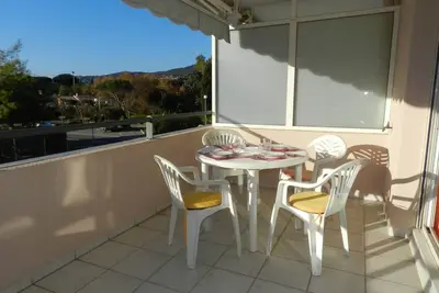 Studio avec Terrasse - Le Lavandou