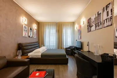 Image de Modern suite for 4 guests near Central Station