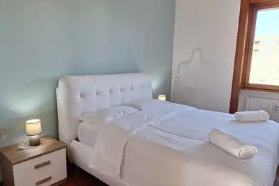 Image de Spacious 3br for 6 - Open Views, Easy Access to City Center - Families and Work