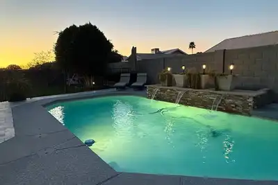 Image de Lux 5br Retreat Pool•Gym• Games•Bar•Patio Paradise