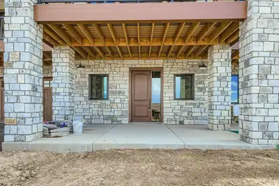 Image de Stunning New Mountain Home • 4bd/4ba - Golf Course & Peak Views