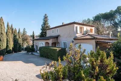 Maison provençale de Cabriès - 20min de Marseille