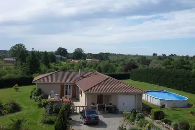 Image de Paisible gîte au cœur du Périgord avec piscine privée
