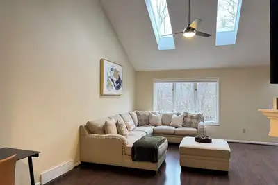 Image de Gorgeous Loft Style Stay