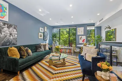 Image de Modern Furnished 2br Bushwick Duplex w/ 2 Private Terraces 1 Block from L Train