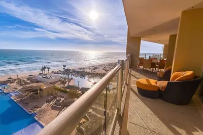Image de Encanto 703 Oceanfront Retreat 3 Bedroom unit