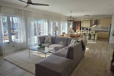 Image de Peaceful Waterfront Cottage